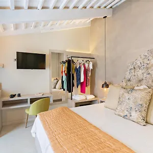 Mitos-suites Hotel Rétino